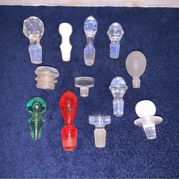 12 Glass Vintage Antique MCM Perfume Genie Bottle Decanter Stopper Red Green Lot - Picture 1 of 12